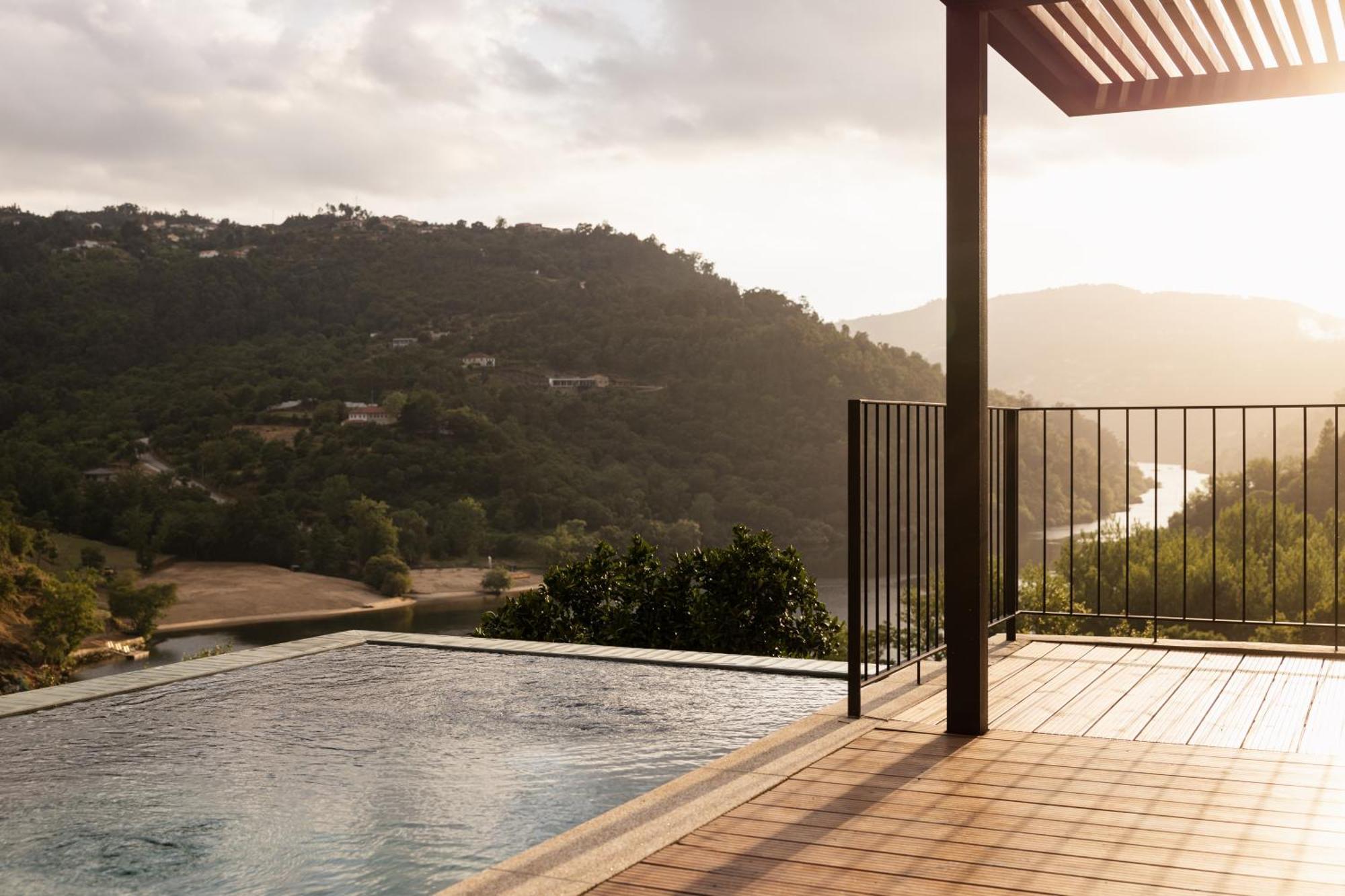 Dajas Douro Valley - Exclusive Villas Sande  Exterior photo